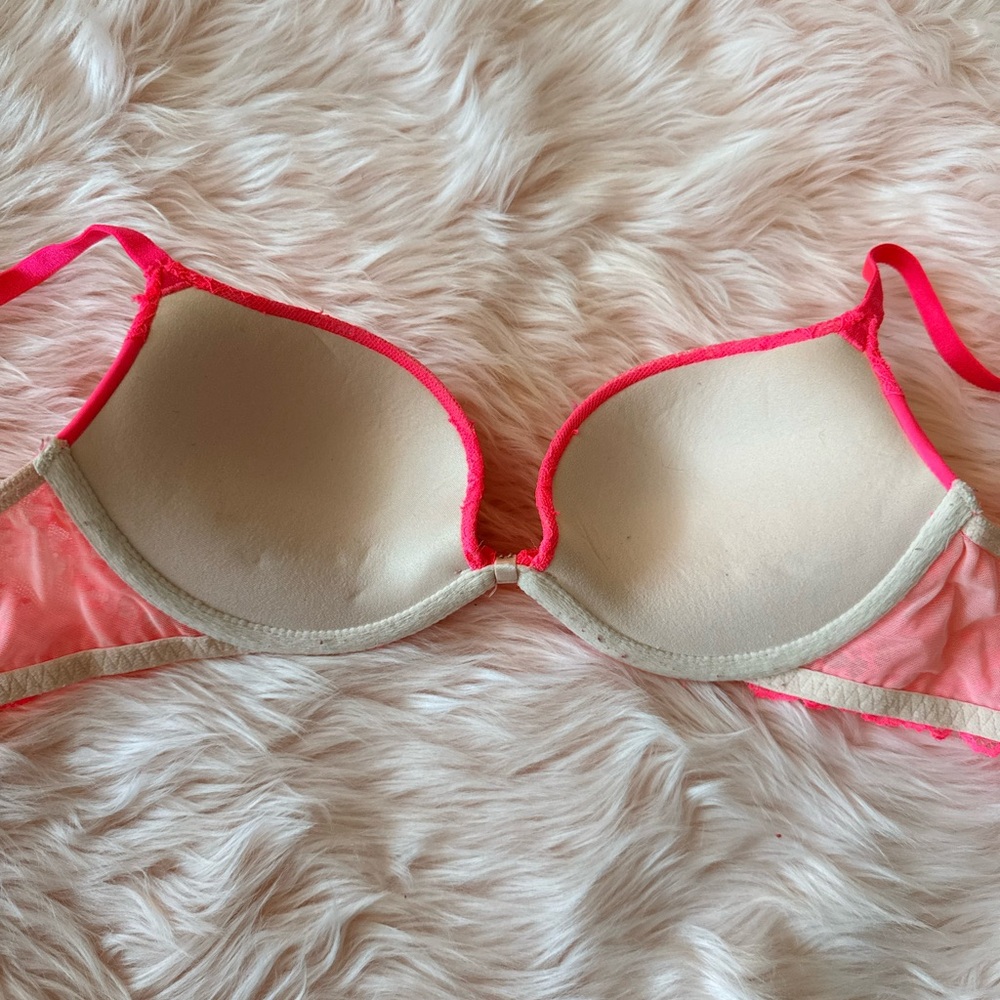 Victoria's Secret Vibrant Pink Lace Bra 32B - Picture 2 of 3